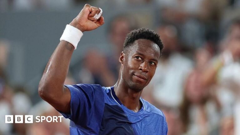 French Open 2026: Gael Monfils, one of tennis’ greatest showmen, exits Roland Garros for final time Gael Monfils, wearing a blue t-shirt, looks up to his right and raises his right fist