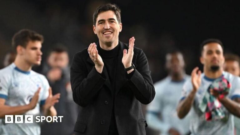 Manager Andoni Iraola applauds the fans