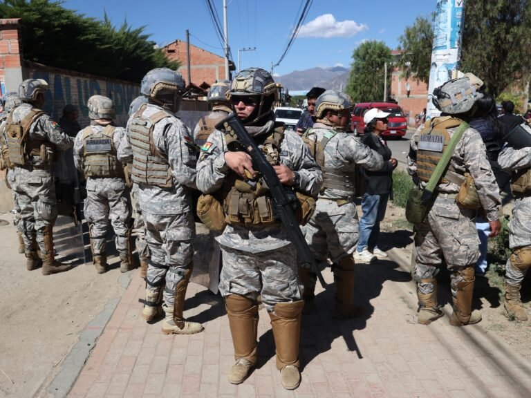Bolivia’s legislature passes law allowing use of troops against protesters | Protests News Bolivia’s legislature passes law allowing use of troops against protesters | Protests News