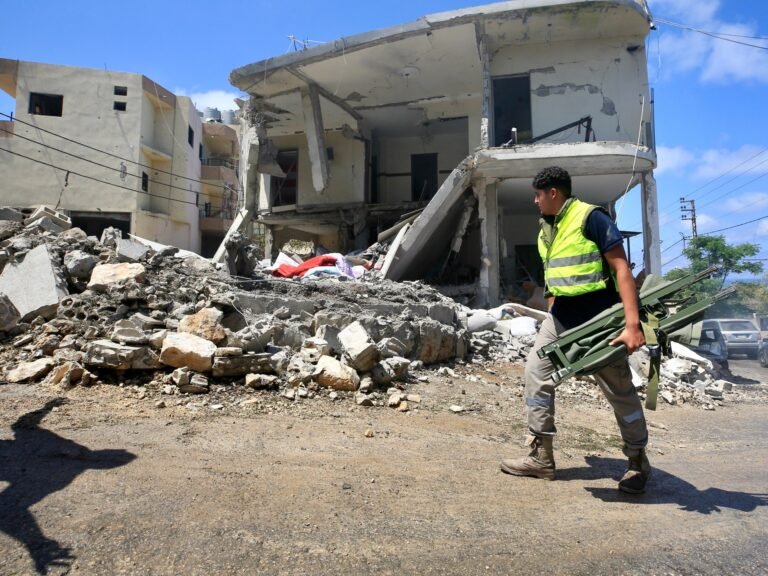 Israeli attacks in Lebanon kill 10 people, including high-ranking soldiers | Israel attacks Lebanon News Israeli attacks in Lebanon kill 10 people, including high-ranking soldiers | Israel attacks Lebanon News
