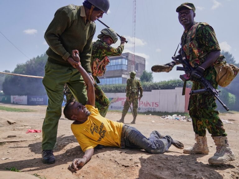 Kenya’s police crack down on protest against US Ebola centre in Nanyuki | Ebola News Kenya’s police crack down on protest against US Ebola centre in Nanyuki | Ebola News