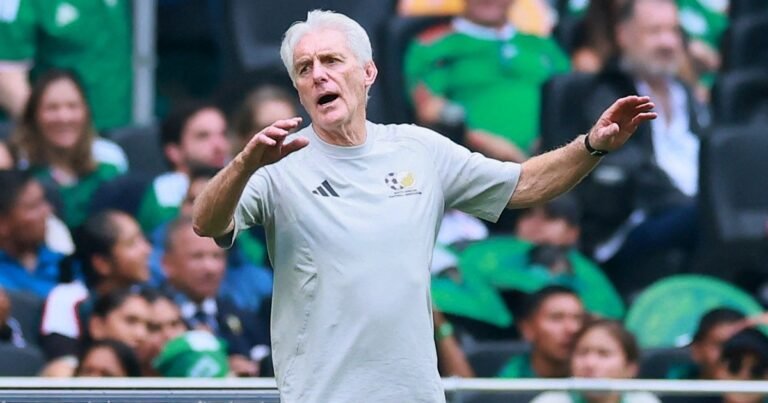 South Africa coach tells critics to ‘shut up’ before second World Cup match | World Cup 2026 News South Africa coach tells critics to ‘shut up’ before second World Cup match | World Cup 2026 News