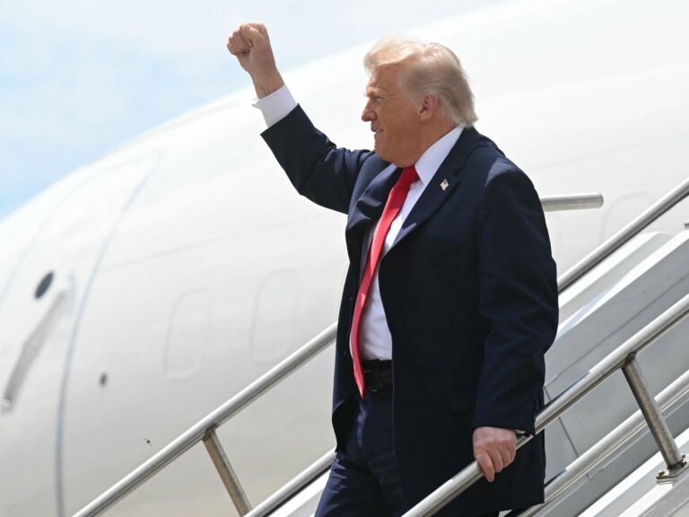 Trump makes pitch to farmers hard-hit by tariffs, high prices in Wisconsin | Donald Trump News Trump makes pitch to farmers hard-hit by tariffs, high prices in Wisconsin | Donald Trump News