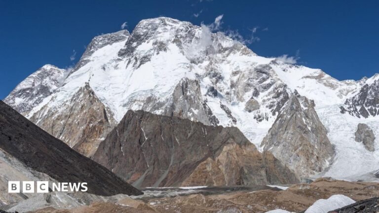 Body of US climber Mallory Geis found after Broad Peak avalanche Broad peak mountain landscape