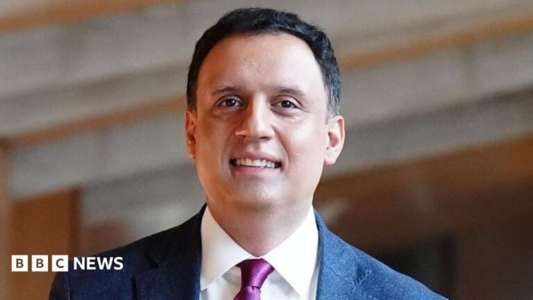 Scottish Labour leader Anas Sarwar ‘delighted’ to accept trade minister job Anas Sarwar wears a dark suit and has short dark hair