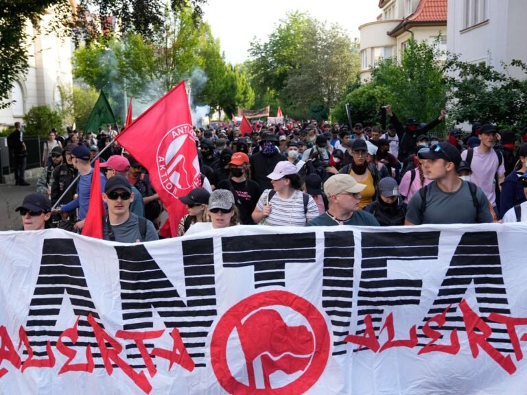 Thousands protest in Germany as far-right AfD party meets | The Far Right News Thousands protest in Germany as far-right AfD party meets | The Far Right News