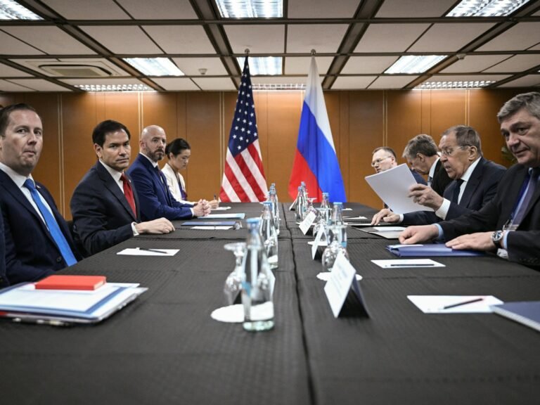 Top US and Russian diplomats discuss Ukraine war in Manila | Russia-Ukraine war News