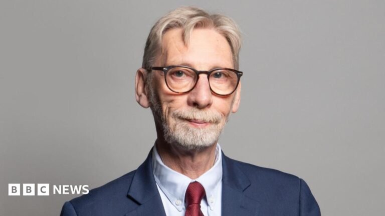 Tributes to veteran former Knowsley MP and minister Sir George Howarth George Howarth