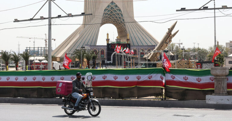U.S. Strikes Abate, Even as Trump Considers Escalation: Iran War Live Updates U.S. Strikes Abate, Even as Trump Considers Escalation: Iran War Live Updates
