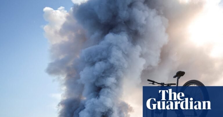 Ukraine war briefing: Strikes devastate Russian warehouses ‘used for drones’ | Ukraine Ukraine war briefing: Strikes devastate Russian warehouses ‘used for drones’ | Ukraine