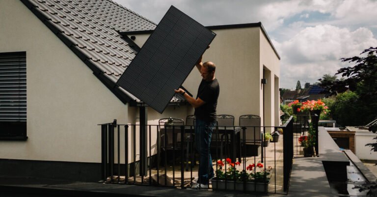 What You Need to Know About Installing Plug-In Solar Panels