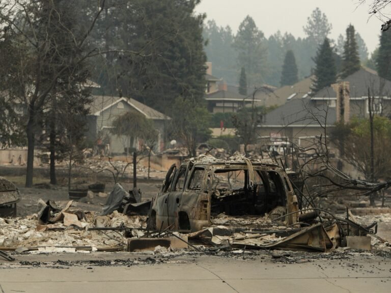 Fires in Spokane, Washington, burn 600 structures, force 60,000 evacuations | Climate News Fires in Spokane, Washington, burn 600 structures, force 60,000 evacuations | Climate News