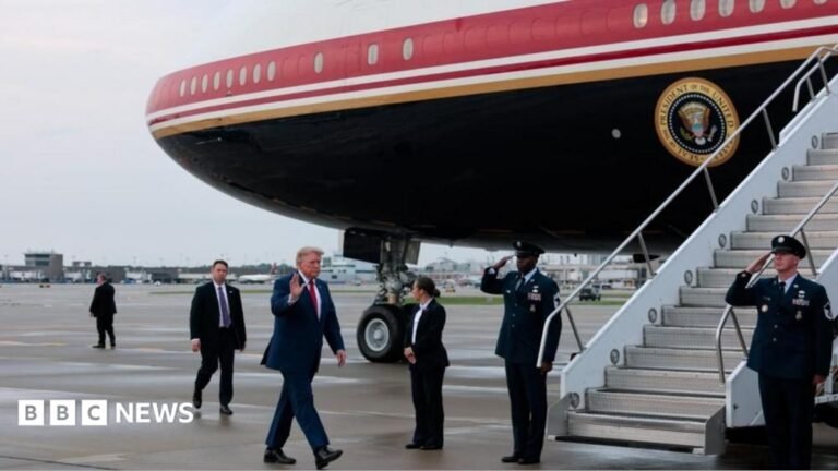 Step-by-step graphic showing how President Trump is reported to have switched planes at Ankara airport in July. Panel one shows Trump boarding the old Air Force One plane to leave Turkey on 8 July. Panel two shows Air Force One on the tarmac, with a catering truck raised to aircraft-door level on the far side and media boarding at the back of the plane. Panel three shows the catering truck driving from Air Force One to a nearby C‑32A military aircraft. Panel four shows Trump exiting Air Force One after reportedly reboarding the aircraft after it landed in the UK. Green circles and labels highlight the catering truck, media boarding point and C‑32A steps. Source: Washington Post, White House pool footage via Reuters.