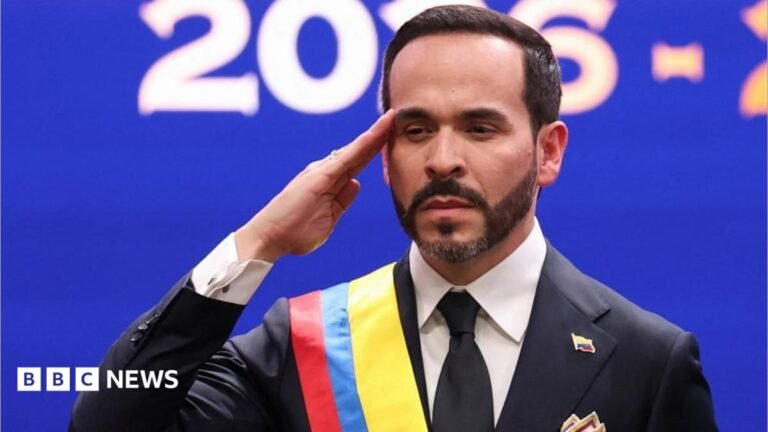 US offers $1bn to Colombia on new right-wing president’s first day of office Christopher Wright and Karl Schwalbe