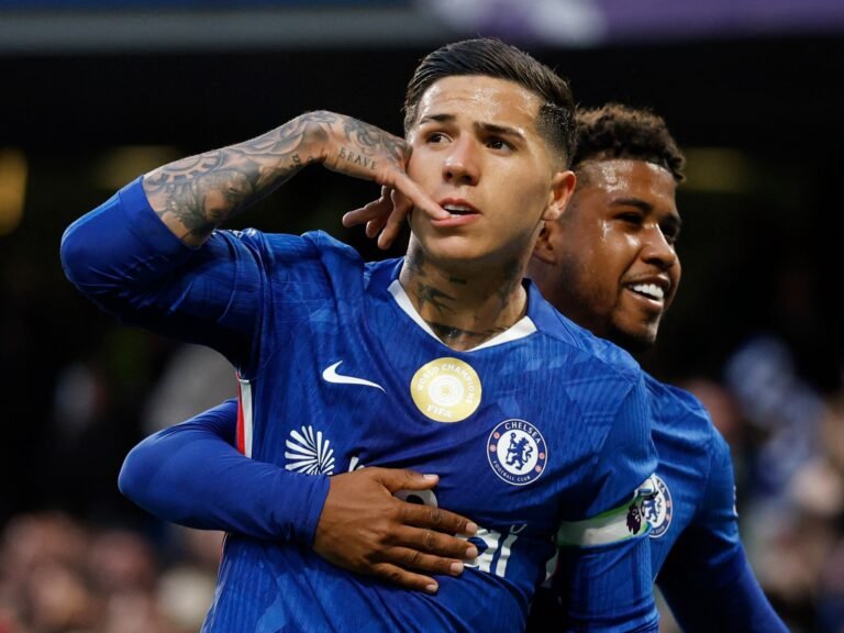 Fernandez transfers to Man City from Chelsea in joint British record fee | Football News Fernandez transfers to Man City from Chelsea in joint British record fee | Football News