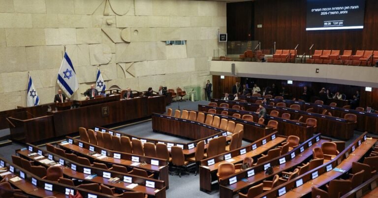 Live Updates: In Tight Israeli Election, Leading Parties Face Tough Path to Power