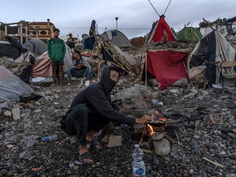 Spain deports migrants from Ceuta in move criticised by rights group | Migration News Spain deports migrants from Ceuta in move criticised by rights group | Migration News