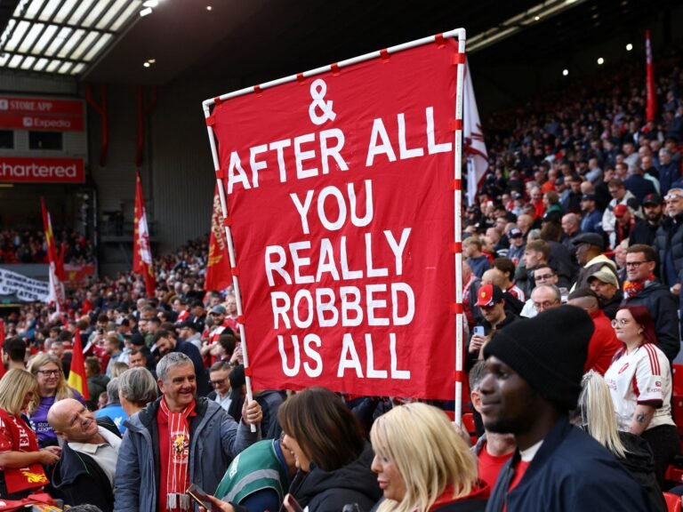 Which banners did Liverpool fans display at Anfield against Man City? | Football Which banners did Liverpool fans display at Anfield against Man City? | Football